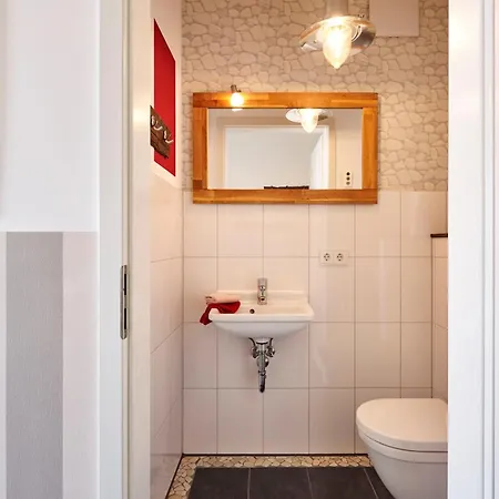 Apartment Schloss Am 5 *